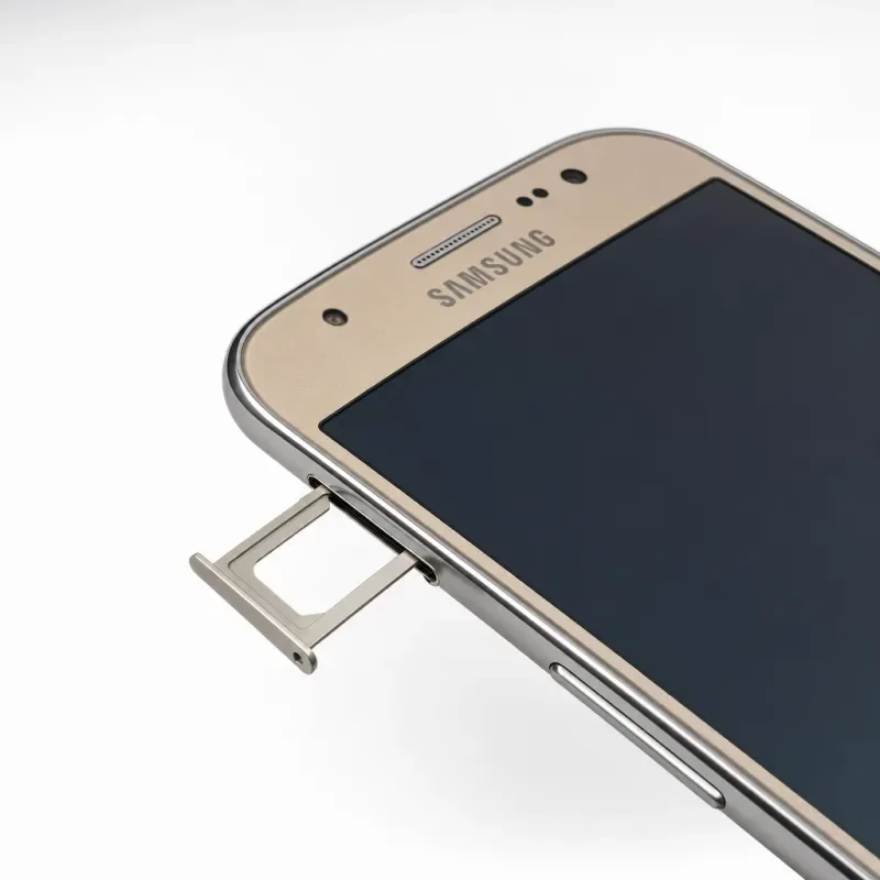 Samsung Galaxy J5 SIM-Kartenleser Reparatur – House of Mobile Berlin